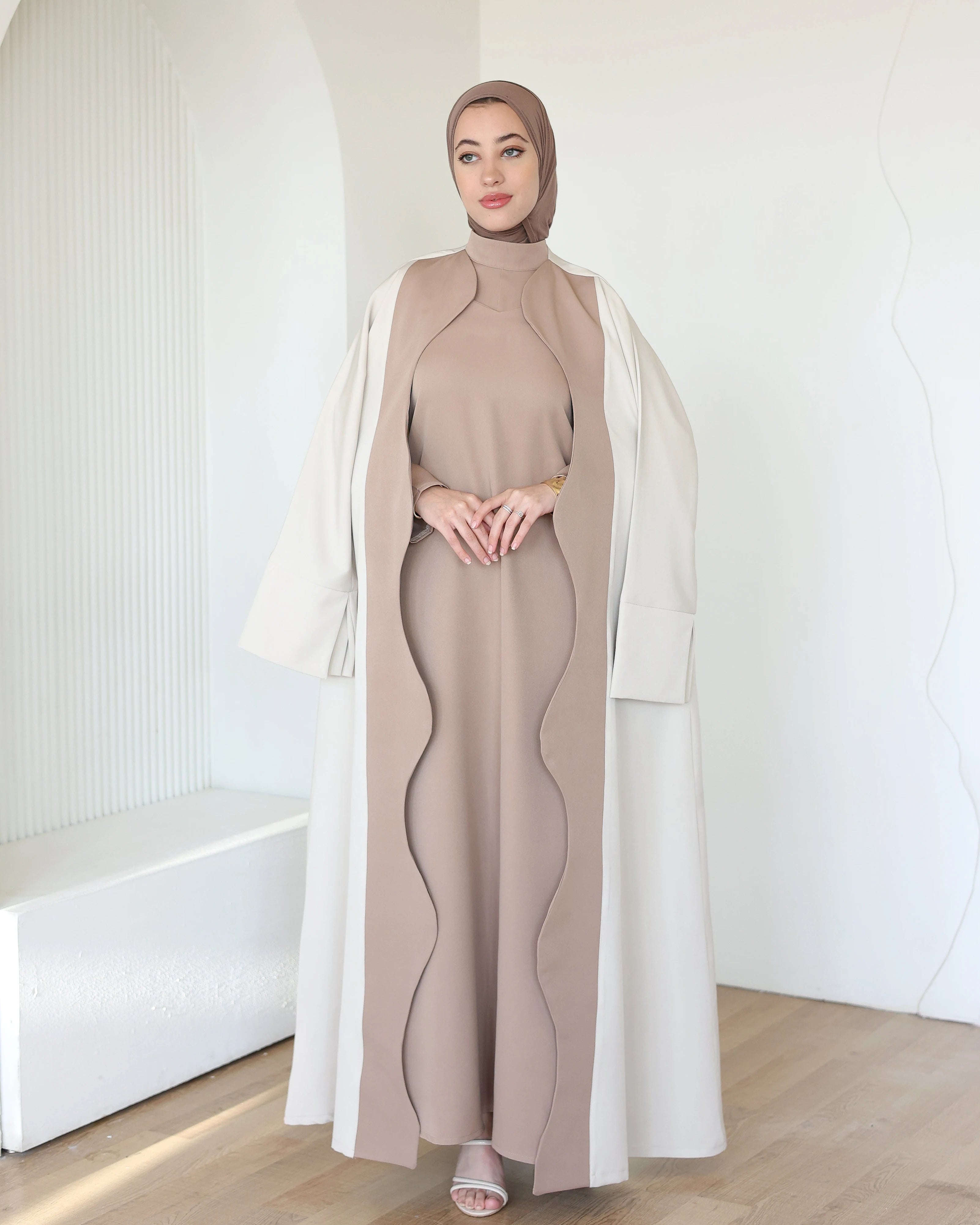 العباية | Outer Abaya